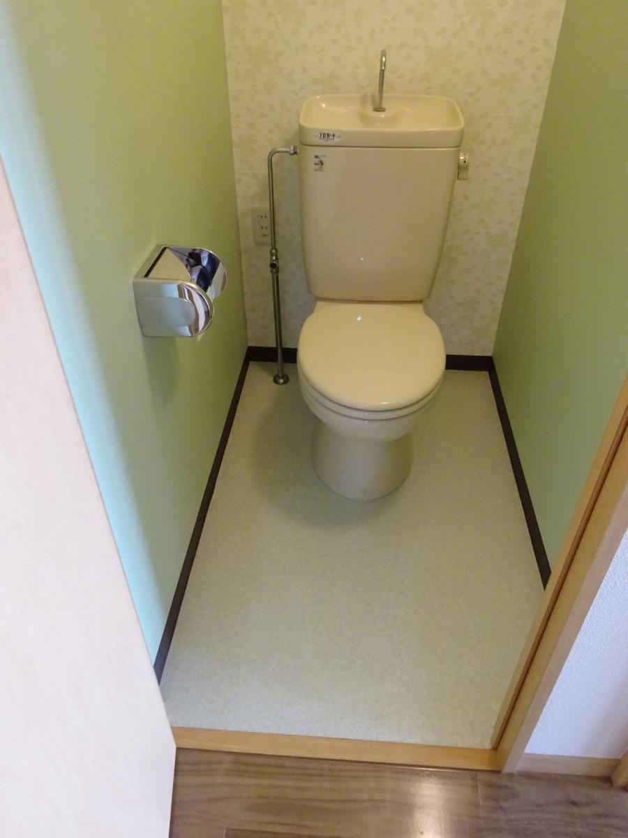 【賃貸アパート】　トイレ　内装工事